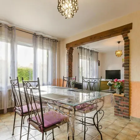 Feriehus Romilly-sur-seine, 3 Pieces, 4 Personnes - Fr-1-543-95 *