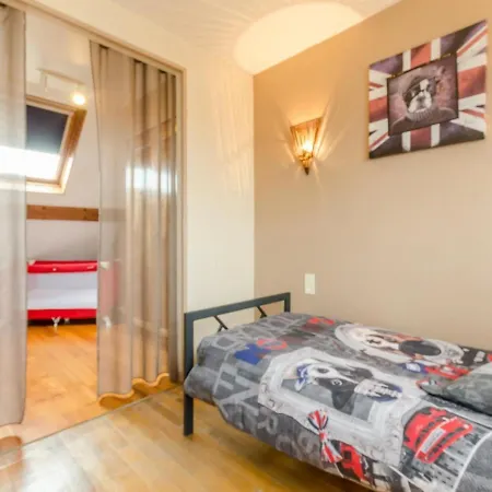 Romilly-sur-seine, 3 Pieces, 4 Personnes - Fr-1-543-95